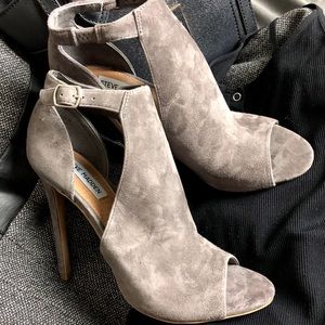 Steve Madden - Open Toe Halter Sandal - 9, Stone